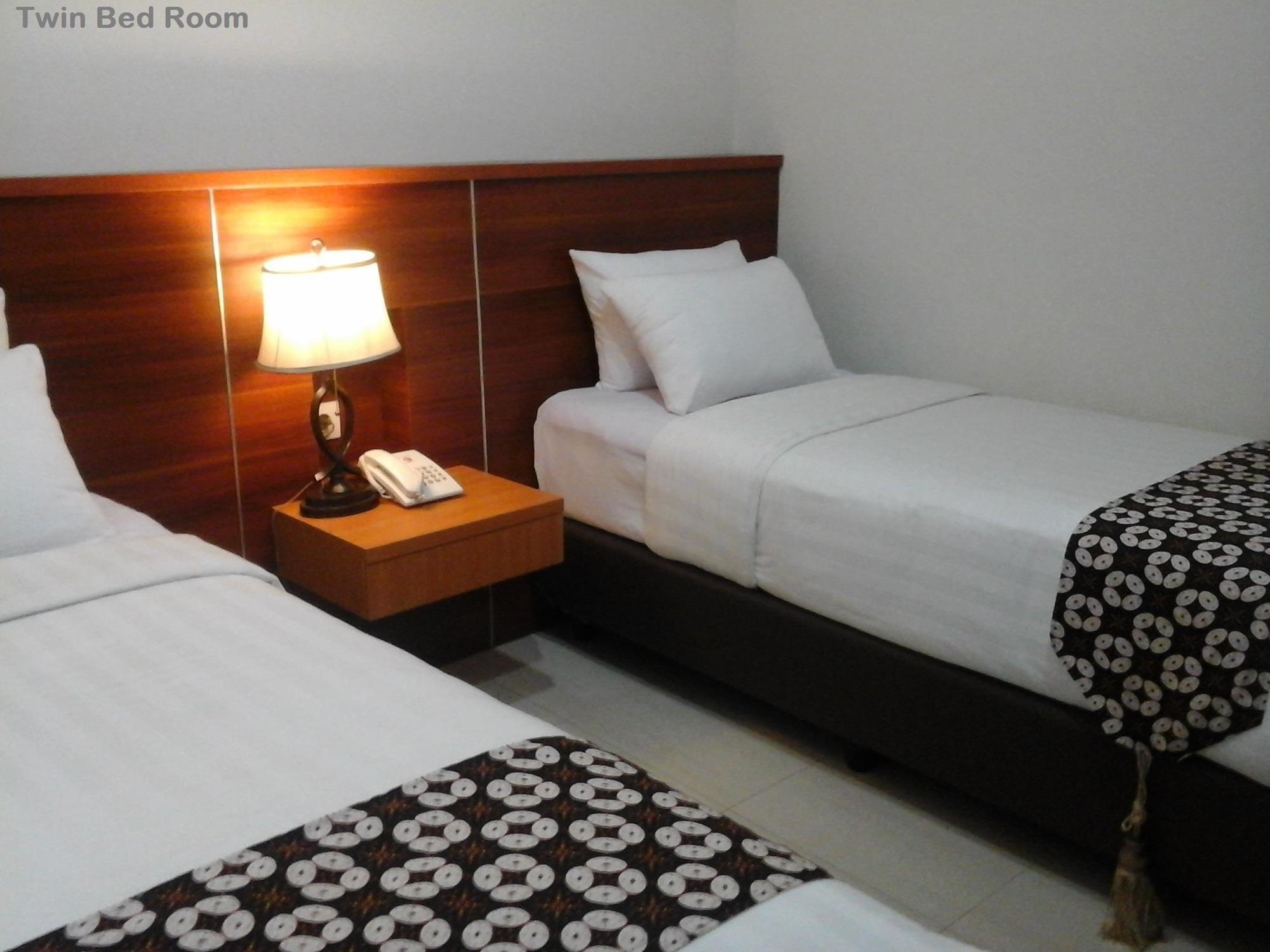 Maranatha Grand Hotel Yogyakarta Ngoại thất bức ảnh